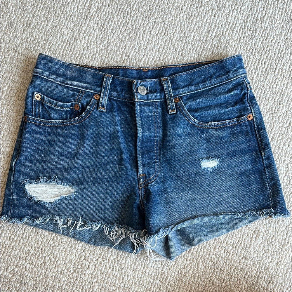 Levi’s Denim Distressed Women Shorts